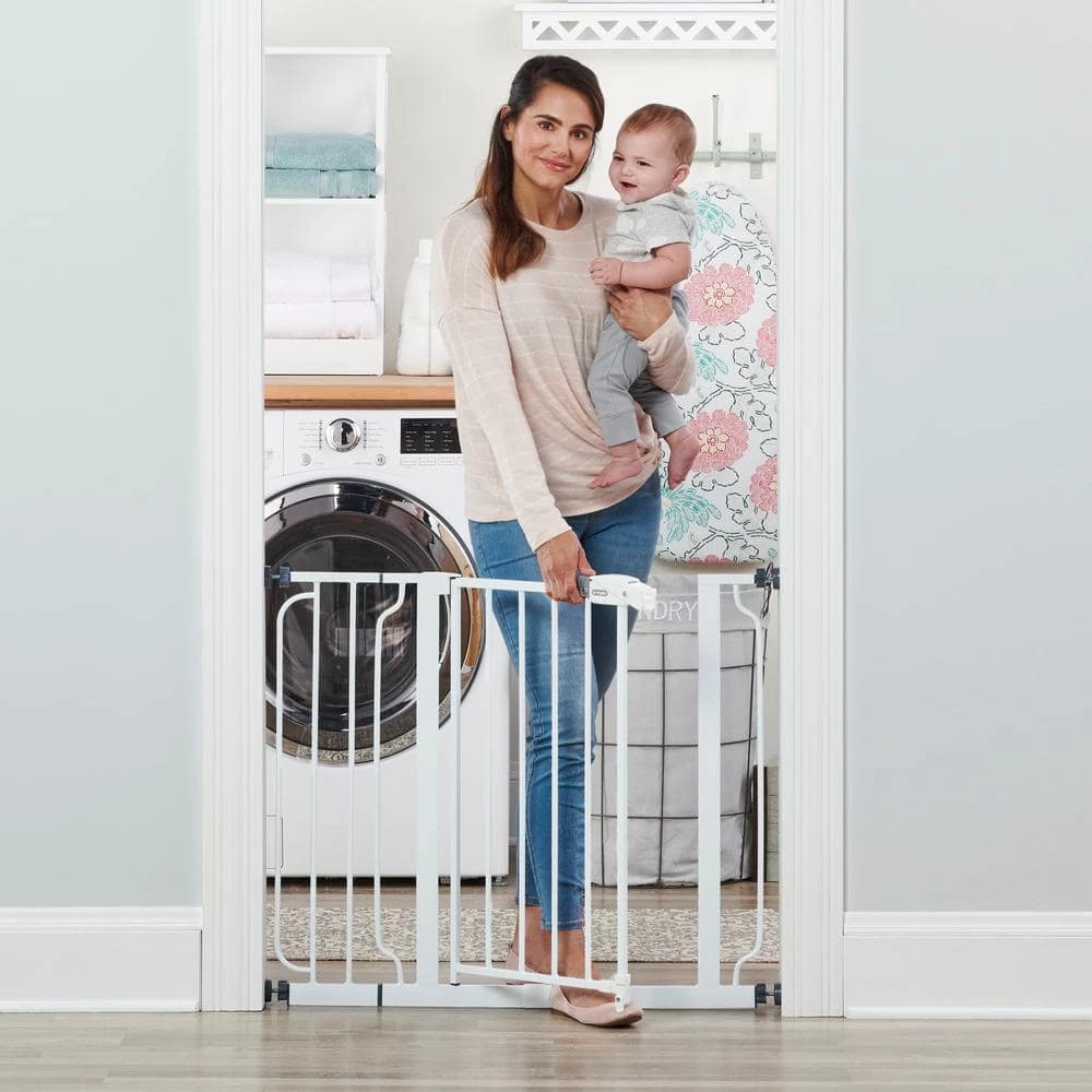 30" Easy Step Metal Walk-Through Gate by Regalo - Image 2