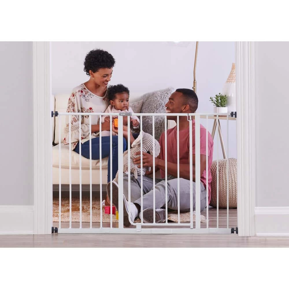 30" Metal Easy Open Extra Wide Walk-Through Gate by Regalo - Image 2