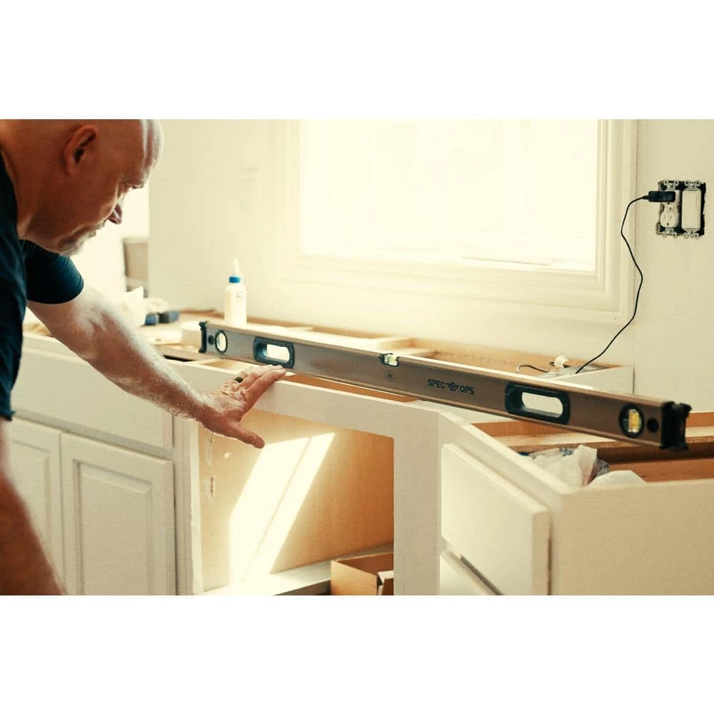 48 in. Magentic Box Beam Level, Tourniquet Attachment System, 33% Larger Block Vials, Aluminum by SPEC OPS - Image 3